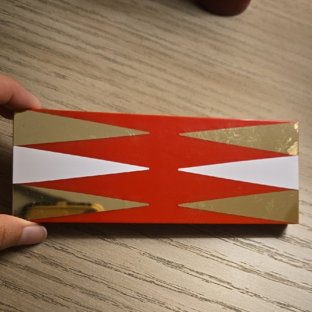 Estee Lauder Holiday Edition Eye Shadow And Cheek Palette